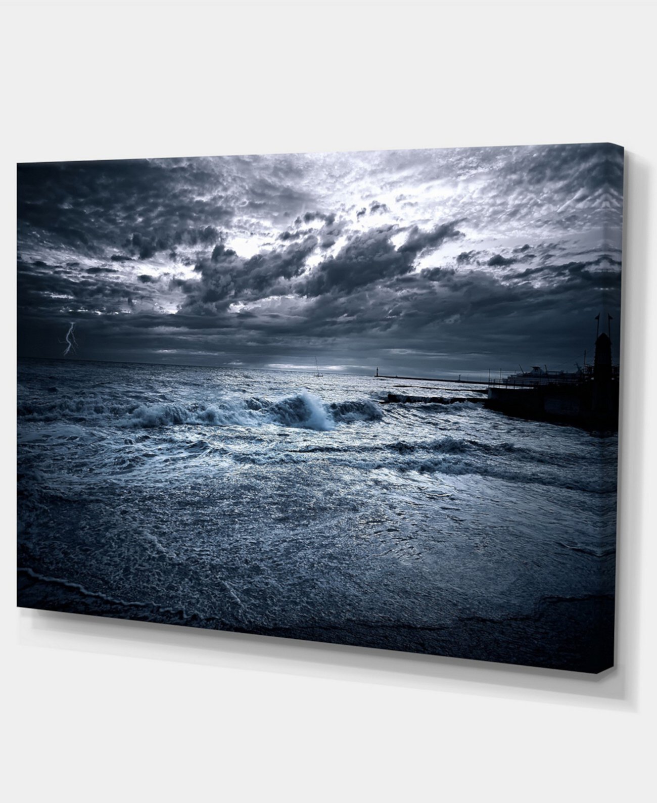 Designart Сочи Морской шторм в синем цвете Современный пейзаж Настенный холст - 32 "X 16" Design Art
