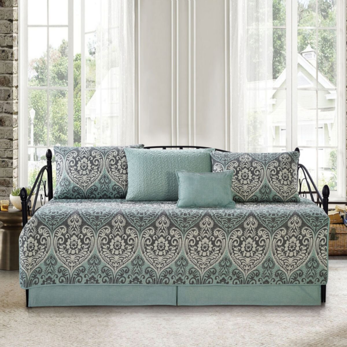 Kingston Damask 6-Piece Quilted Daybed Serenta