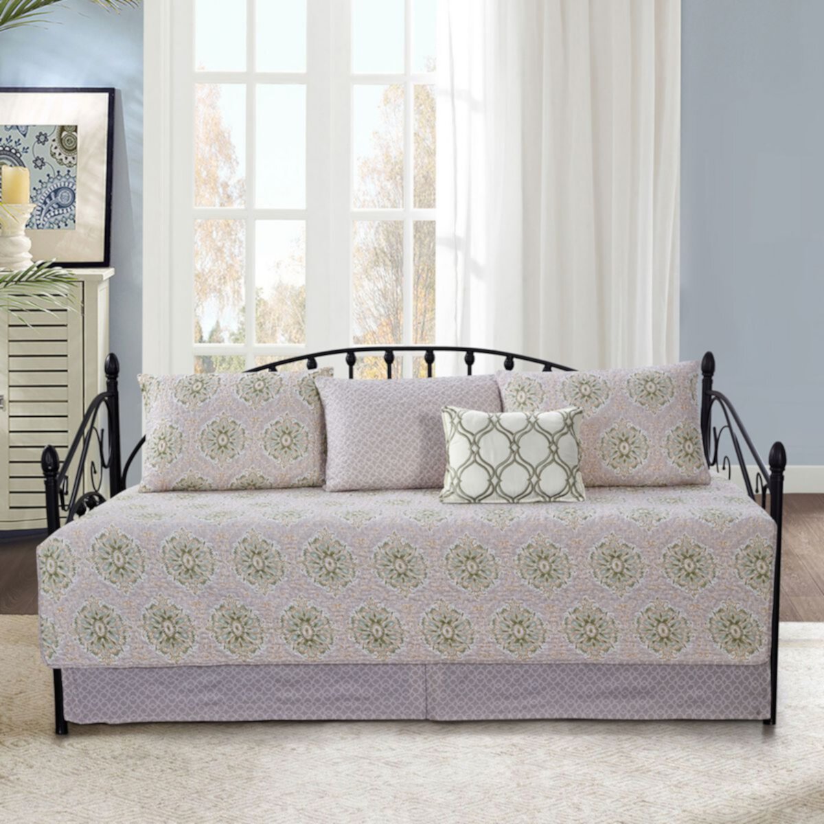 Serenta Bloom Medallion 6-Piece Quilted Daybed Set Serenta