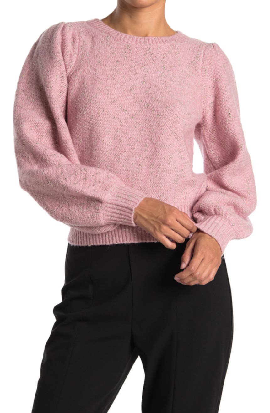 Укороченный свитер с объемными рукавами и пушистым металлом 1.STATE