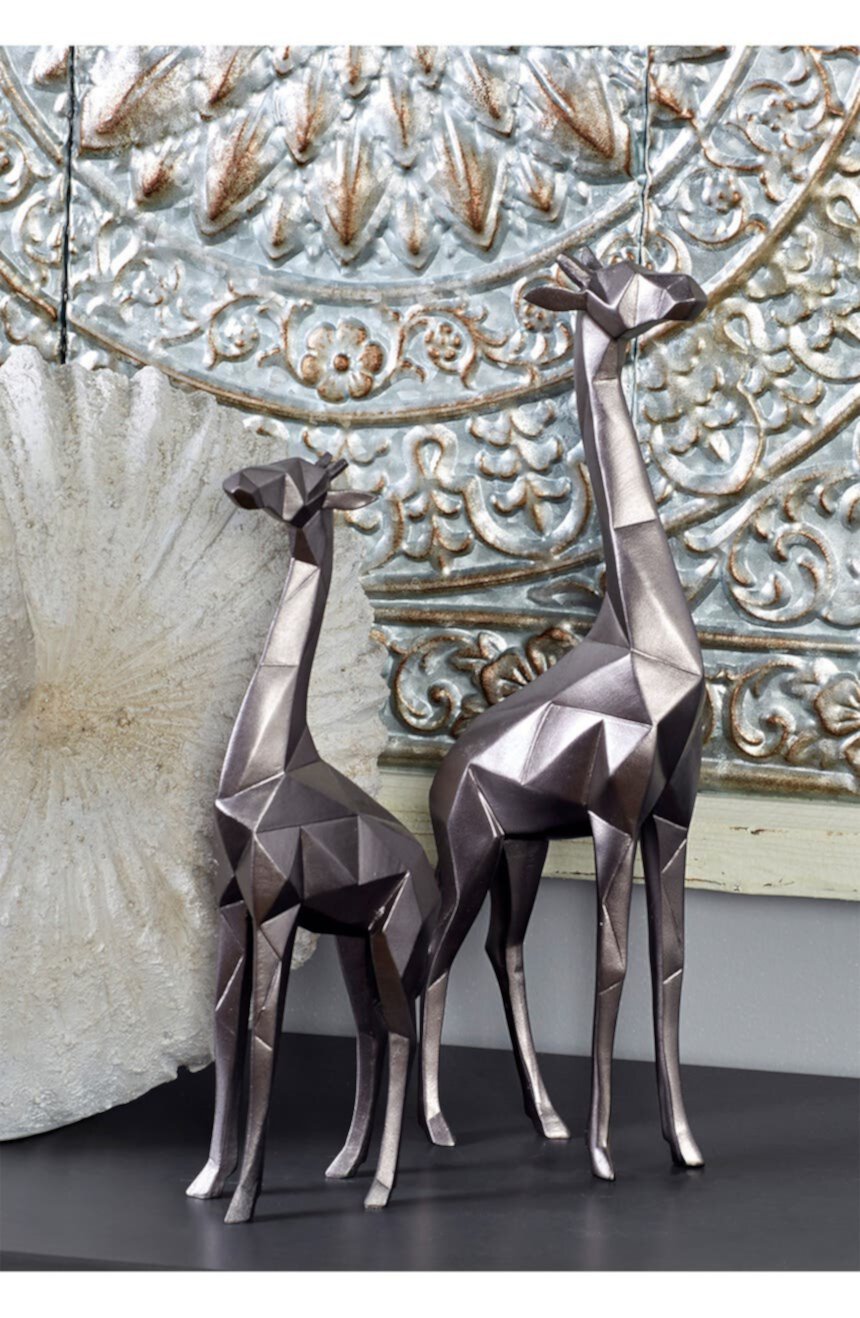 Большая металлическая серебряная статуя жирафа в современном стиле - набор из 2 COSMO BY COSMOPOLITAN