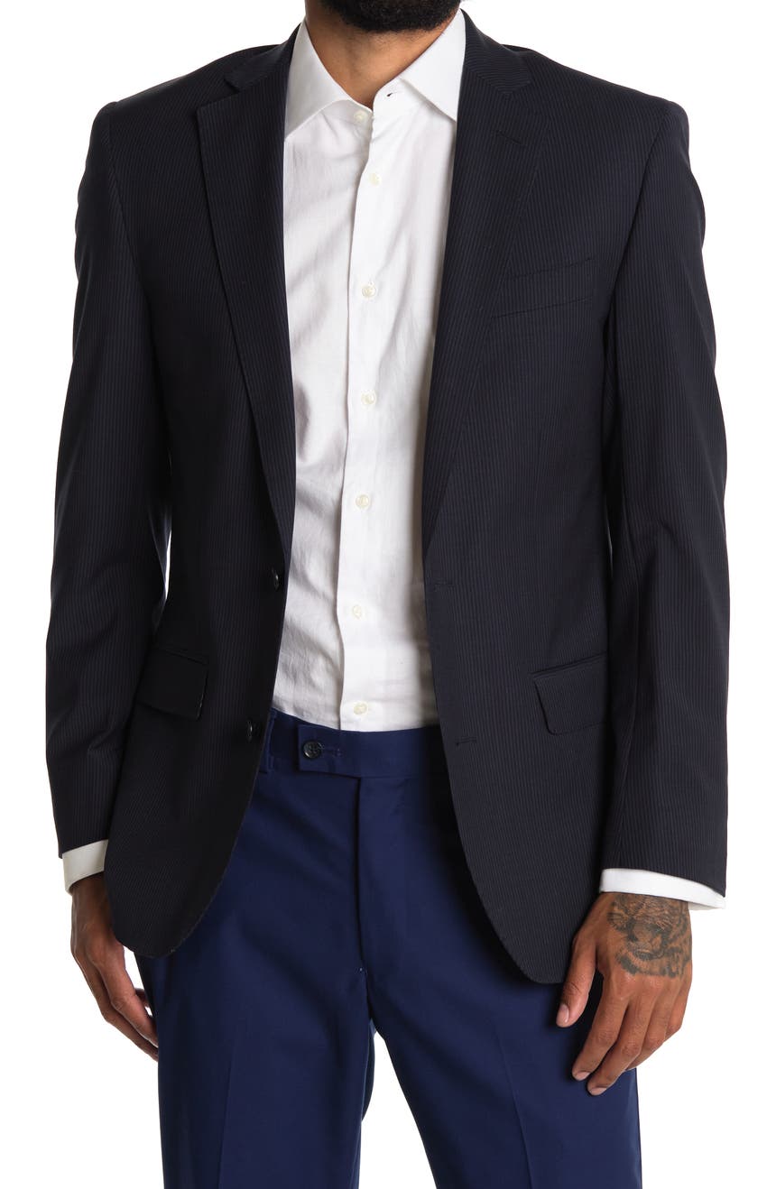 Темно-синий костюм Regent Fit в полоску с двумя пуговицами и лацканами из смесовой шерсти отделяет жакет Brooks Brothers