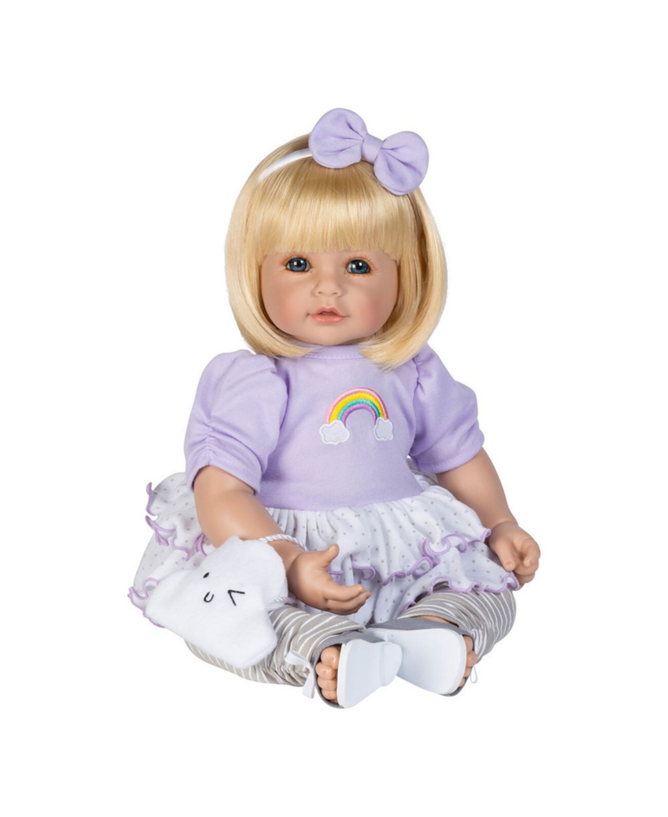 Малыш над куклой-радугой Adora