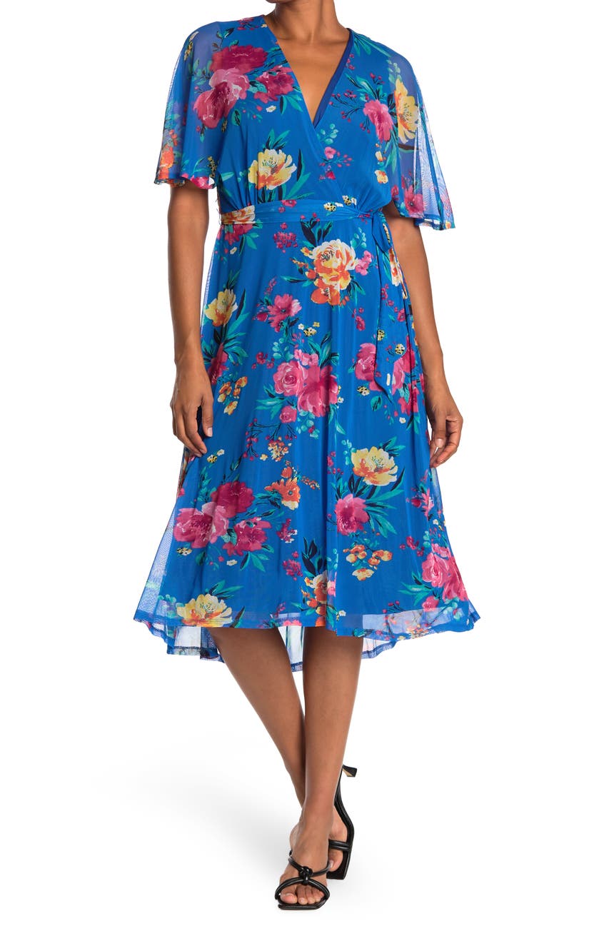 Платье миди с цветочным принтом и поясом Surplice Sandra Darren