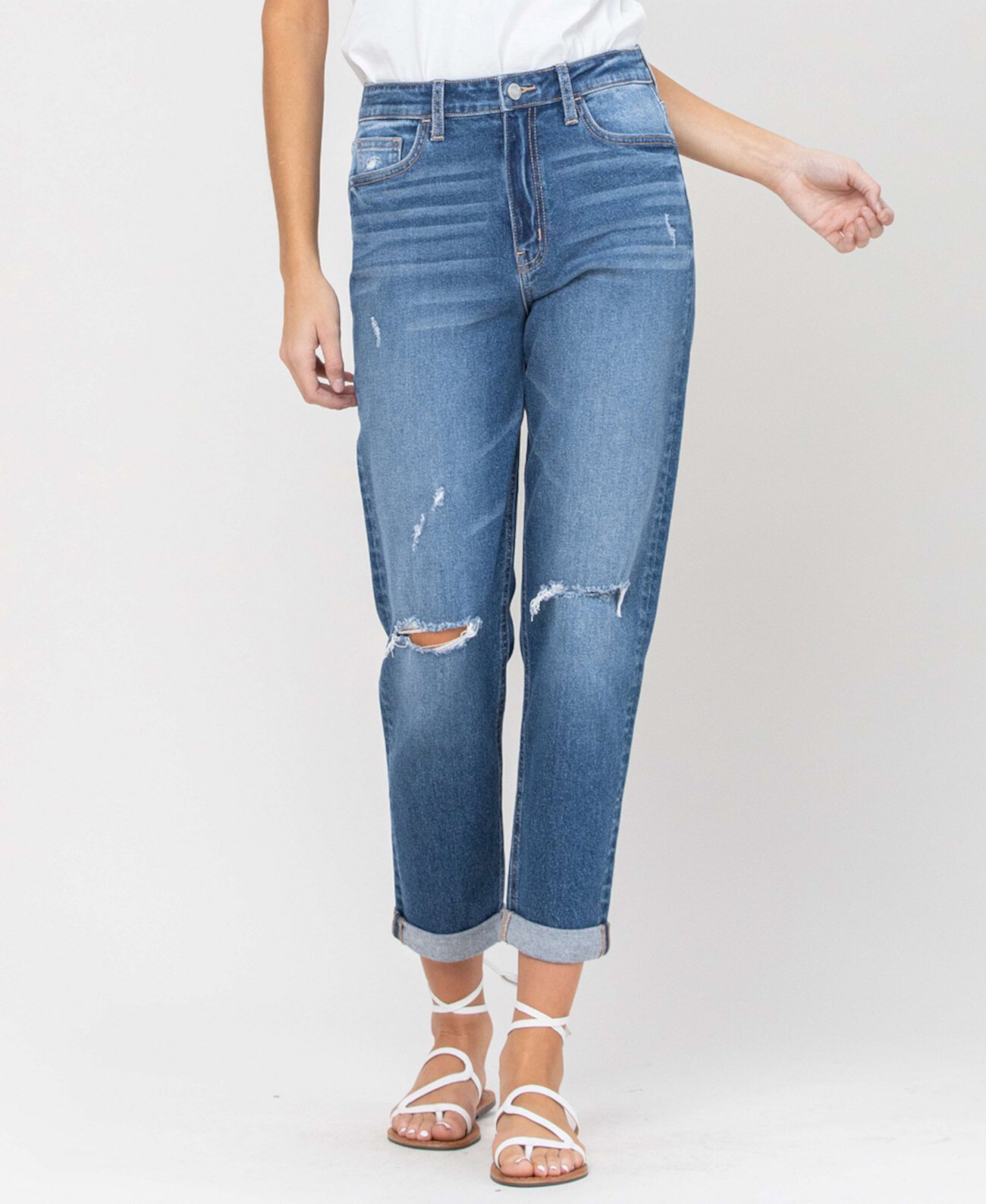 Женские стрейч-джинсы с двойными манжетами и потертостями VERVET