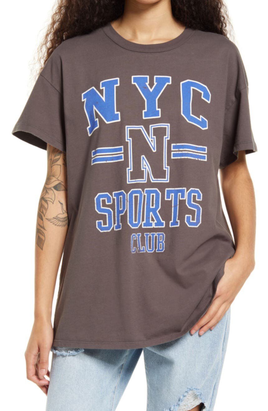 Женская футболка NYC Sports из хлопка с рисунком VINYL ICONS