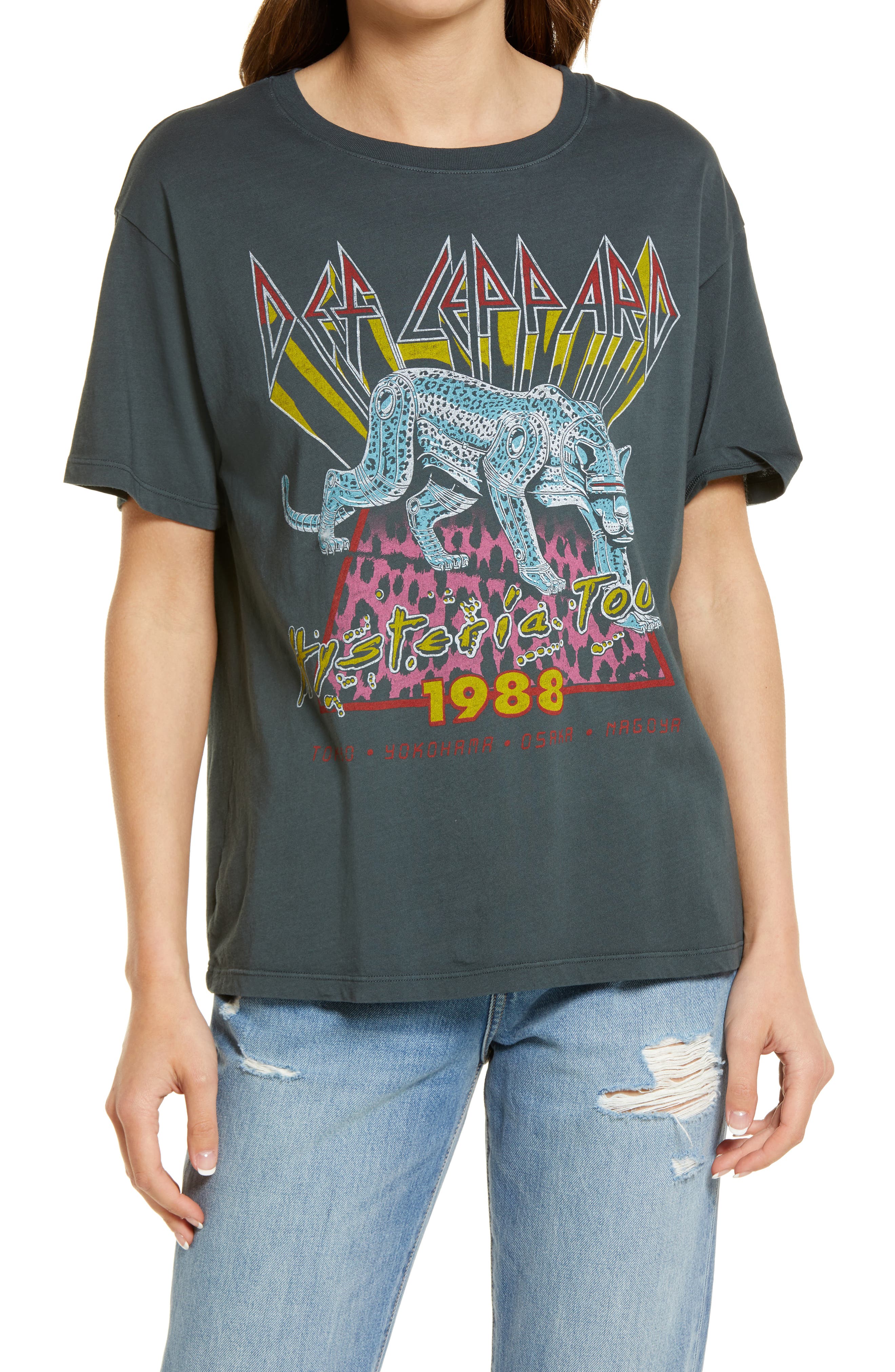 Def Leppard Hysteria Tour Graphic Tee Daydreamer