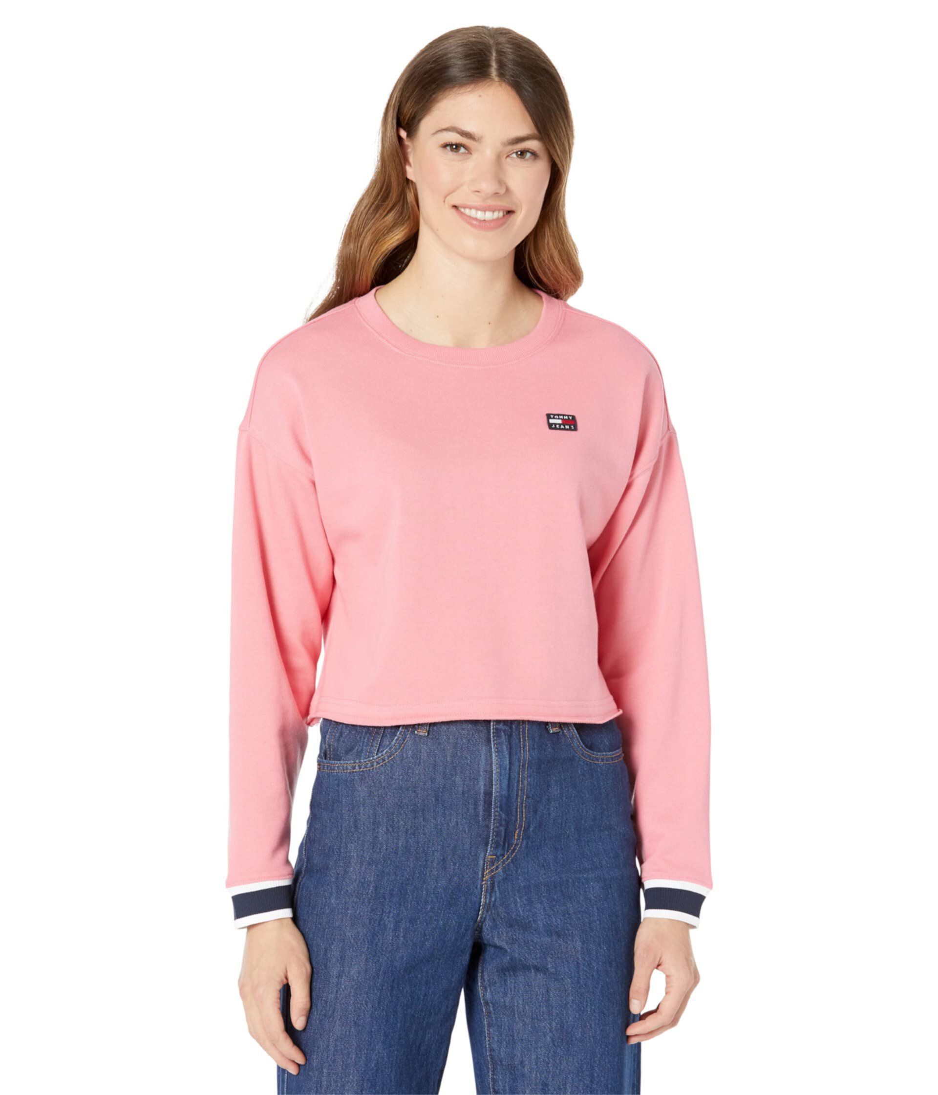 Укороченный пуловер со значком Tommy Jeans