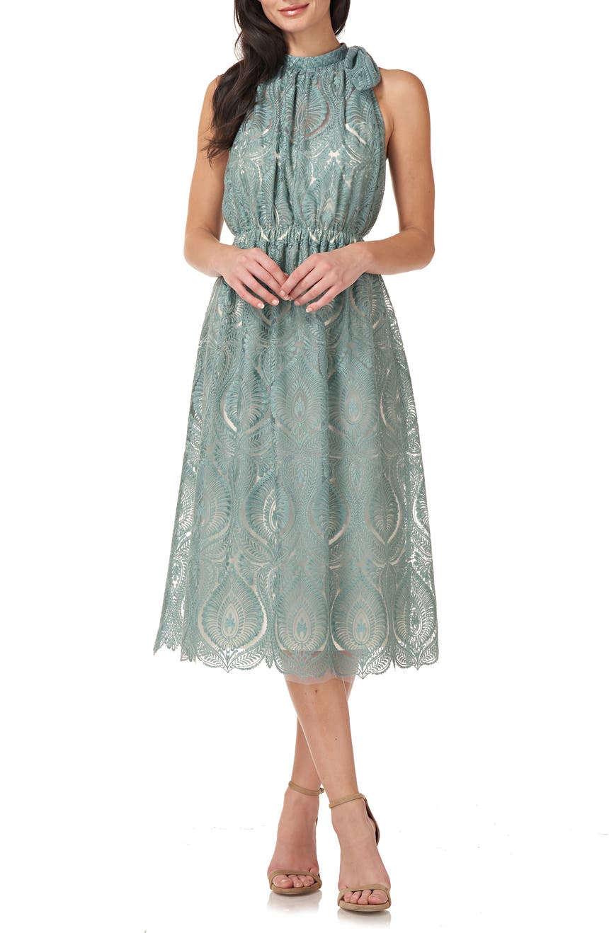 Коктейльное платье миди с вышивкой и вырезом халтер JS Collections
