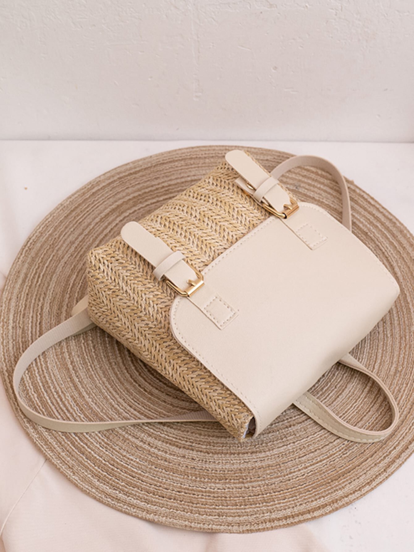 Женская соломенная сумка с плетеным дизайном и клапаном SHEIN