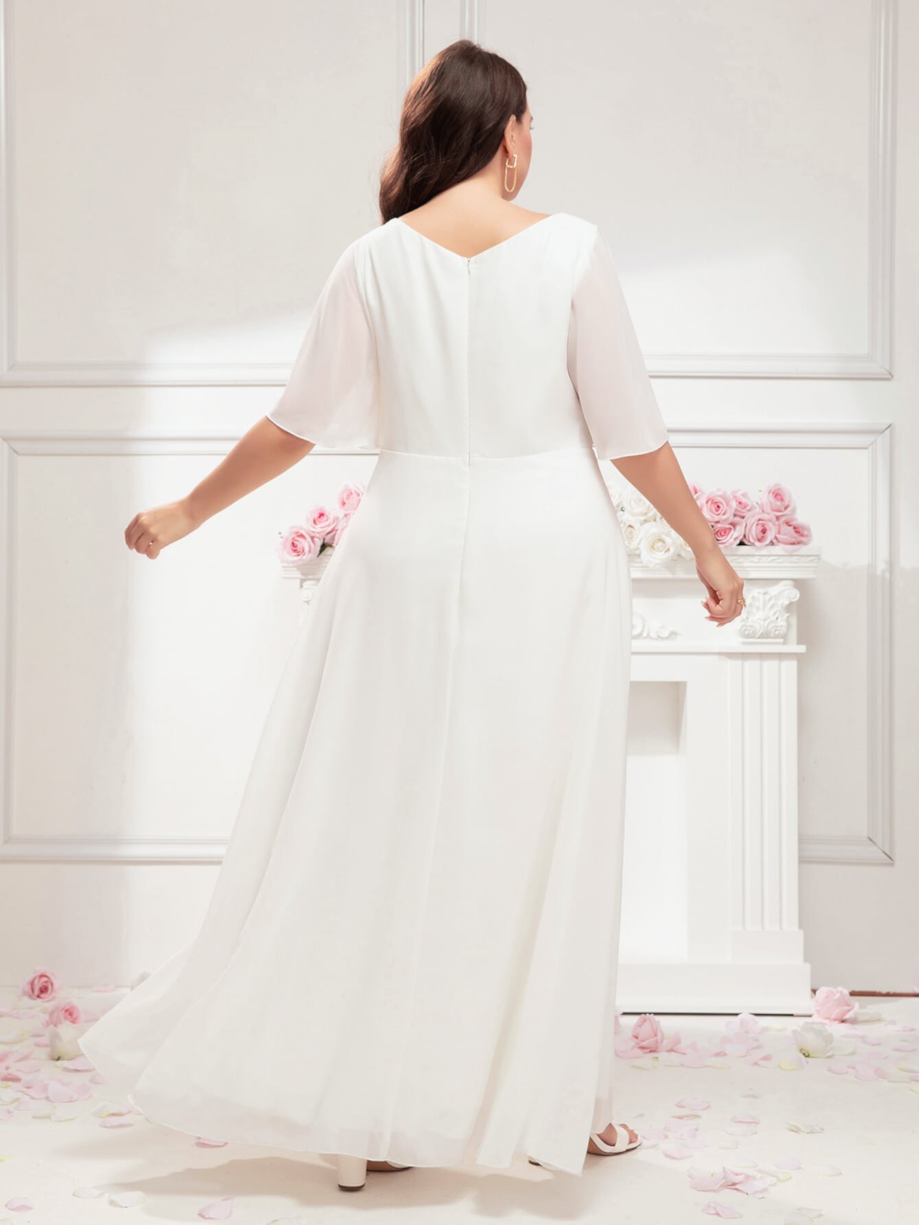 размера плюс Свадебное платье со сборками с рукавами-бабочками из шифона SHEIN