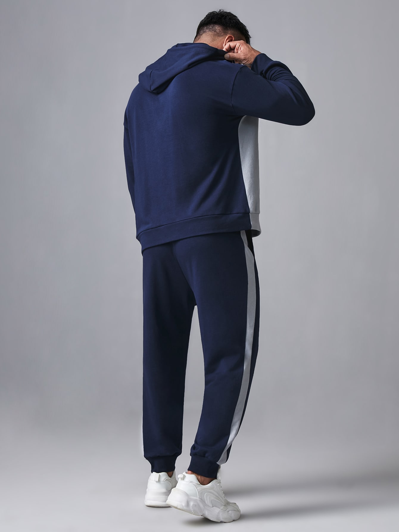 Extended Sizes для мужчины Спортивные брюки & худи с пуговицами с текстовым принтом двухцветный SHEIN