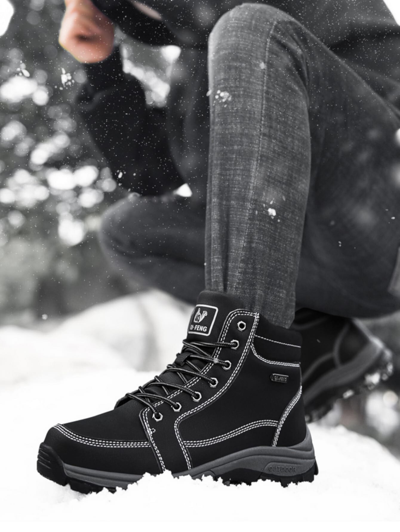 Зимние сапоги с текстовым принтом на шнурках для мужчины SHEIN