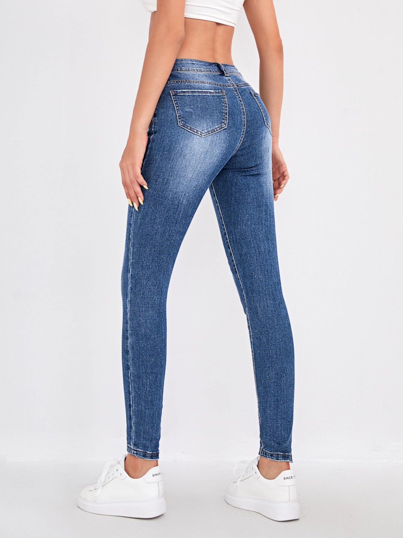 Облегающие джинсы SHEIN