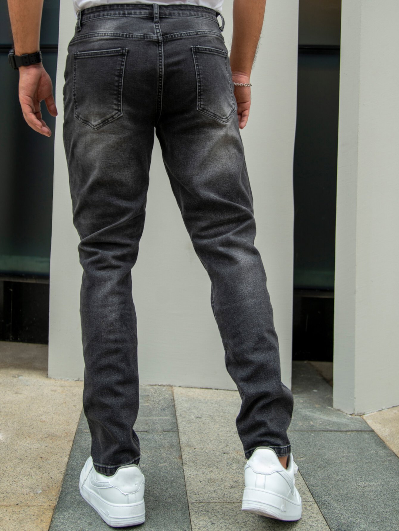 Мужские джинсы с карманом SHEIN