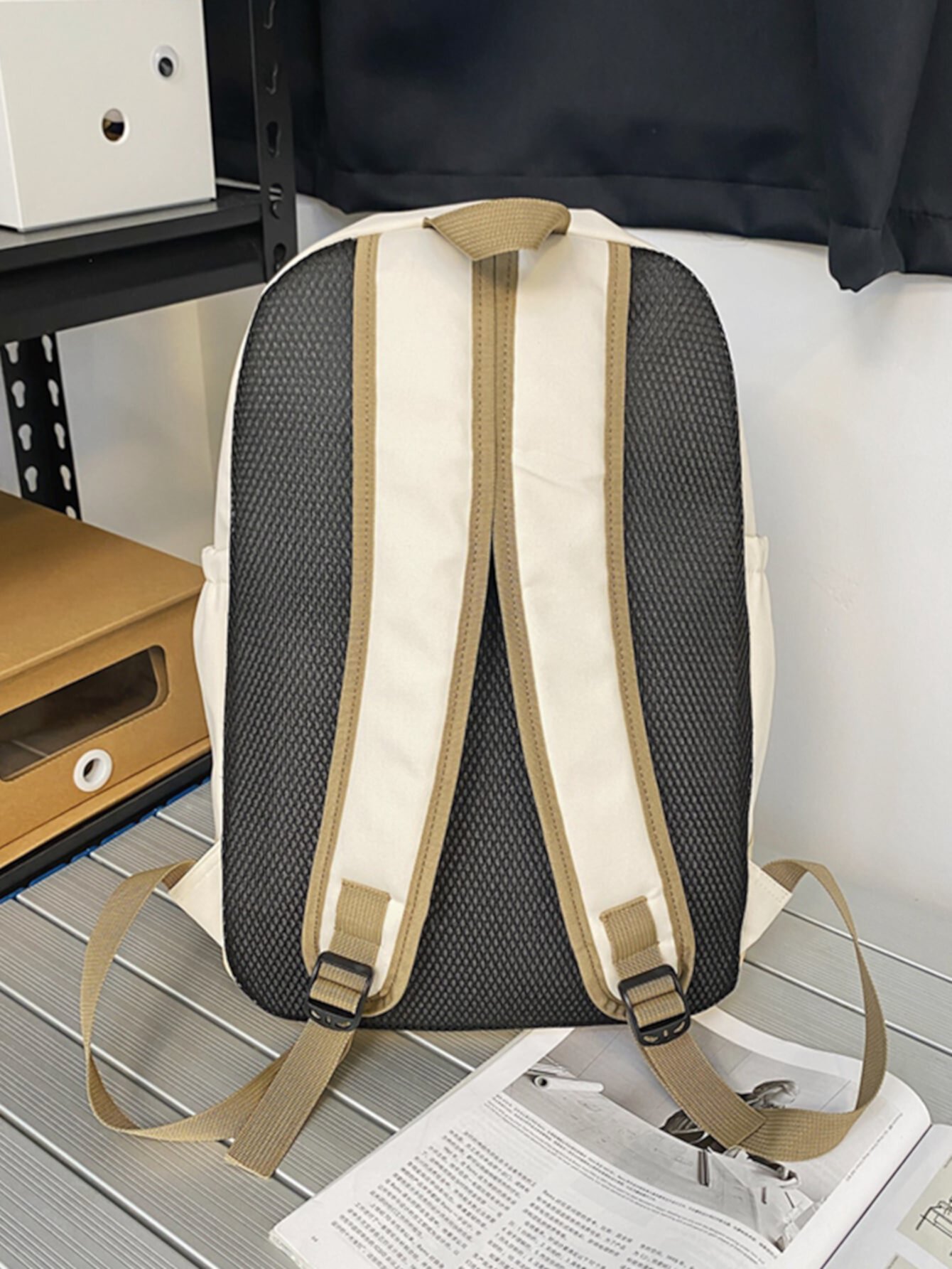 Функциональный рюкзак с текстовой заплатой двухцветный SHEIN