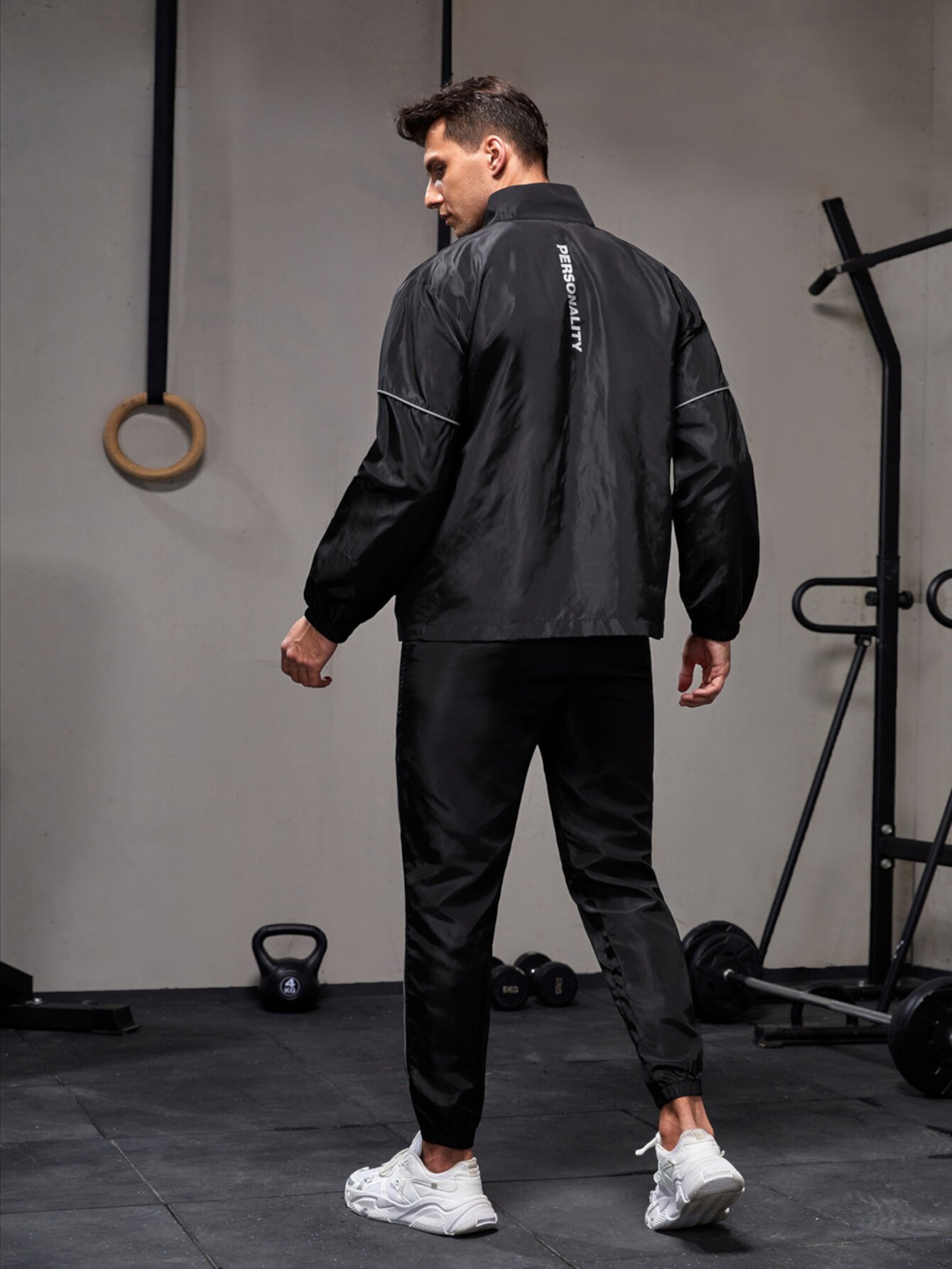 для мужчины Спортивная куртка светоотражающий с текстовым принтом на молнии & брюки SHEIN