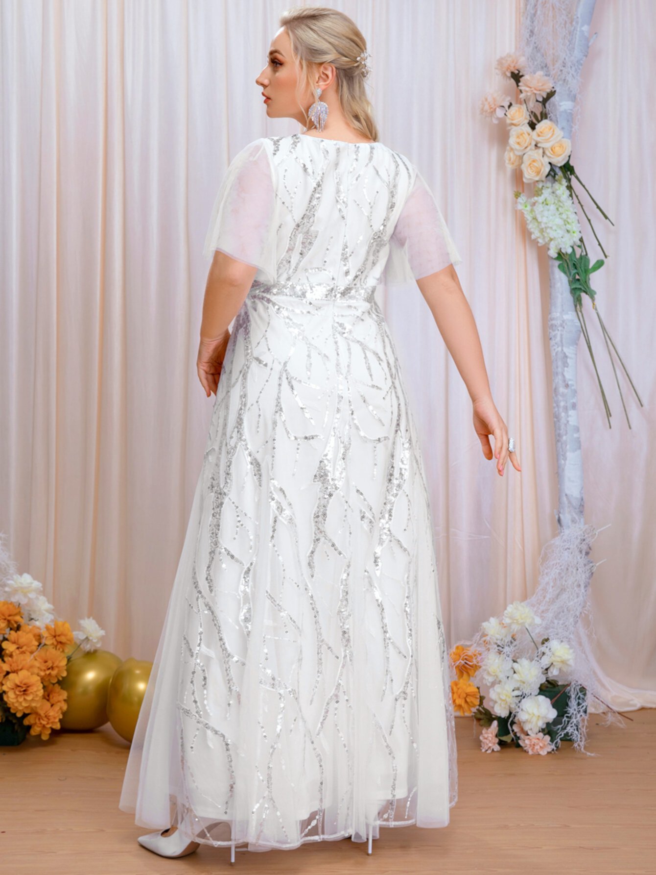 размера плюс Платье подружки невесты с блестками с рукавами-бабочками макси SHEIN