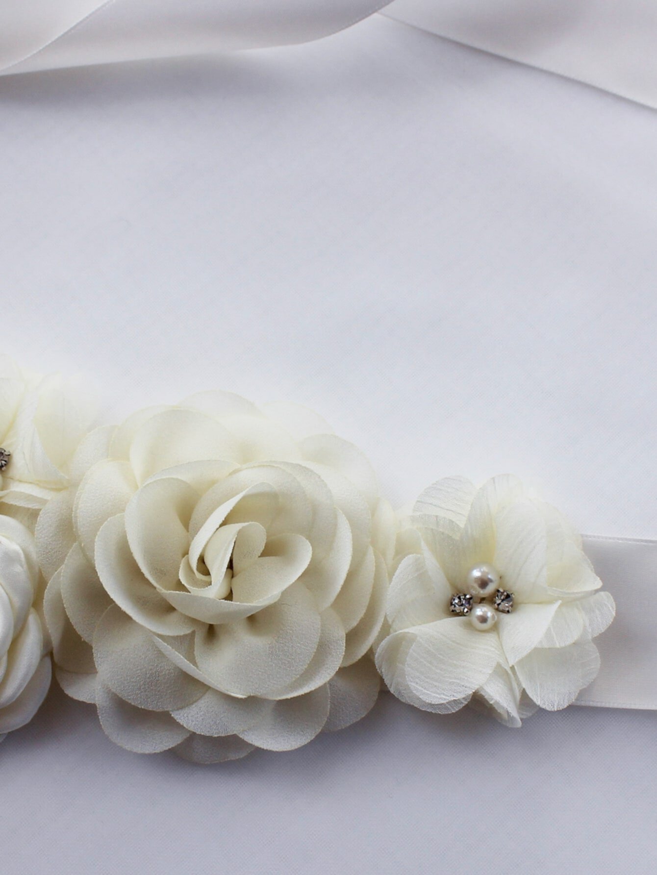 Свадебный пояс с искусственным жемчугом & с цветком SHEIN