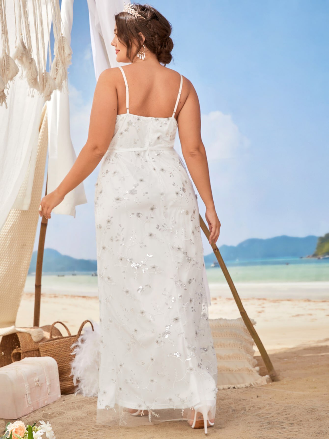 SHEIN размера плюс Свадебное платье с блестками с аппликацией с поясом сетчатый SHEIN