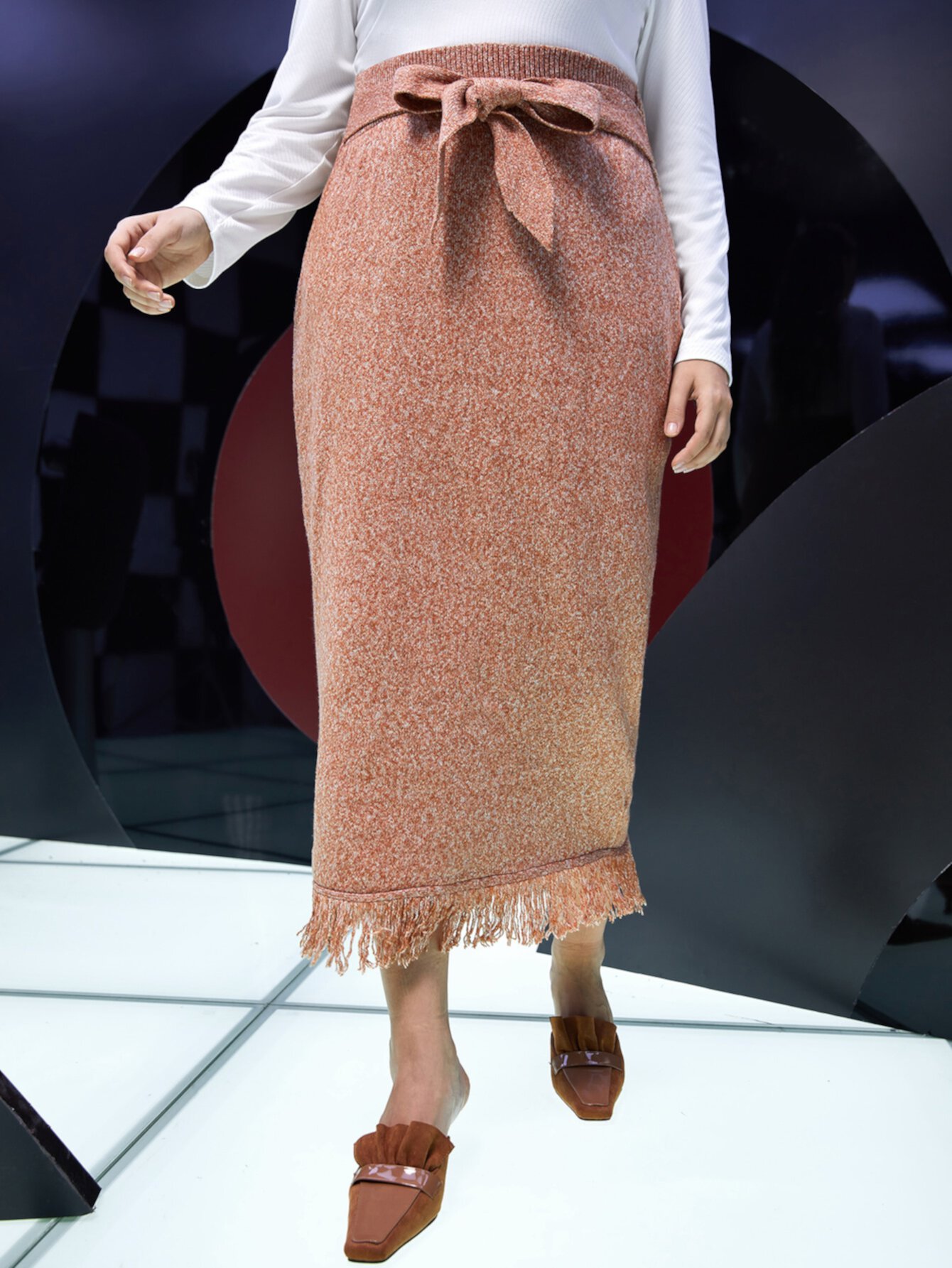 SHEIN Вязаная юбка с бахромой и поясом размера плюс SHEIN