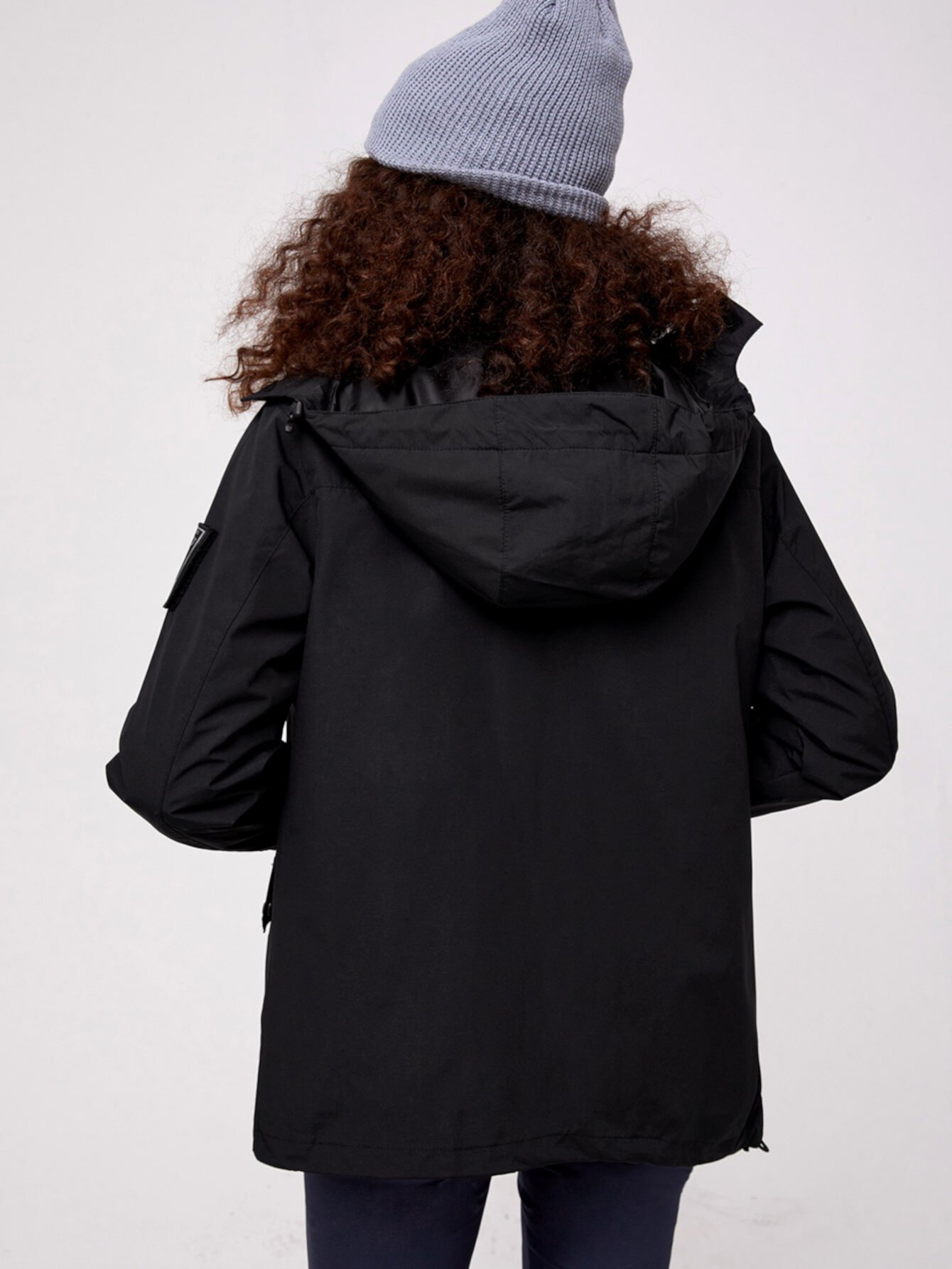 Куртка 3 в 1 ветронепроницаемый с капюшоном и съемной пуховой подкладкой SHEIN