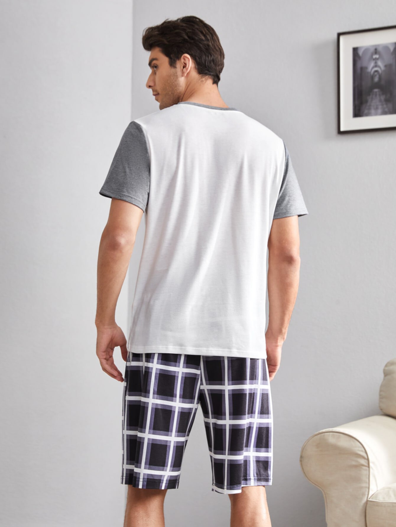 для мужчины Пижамная футболка с контрастными рукавами SHEIN