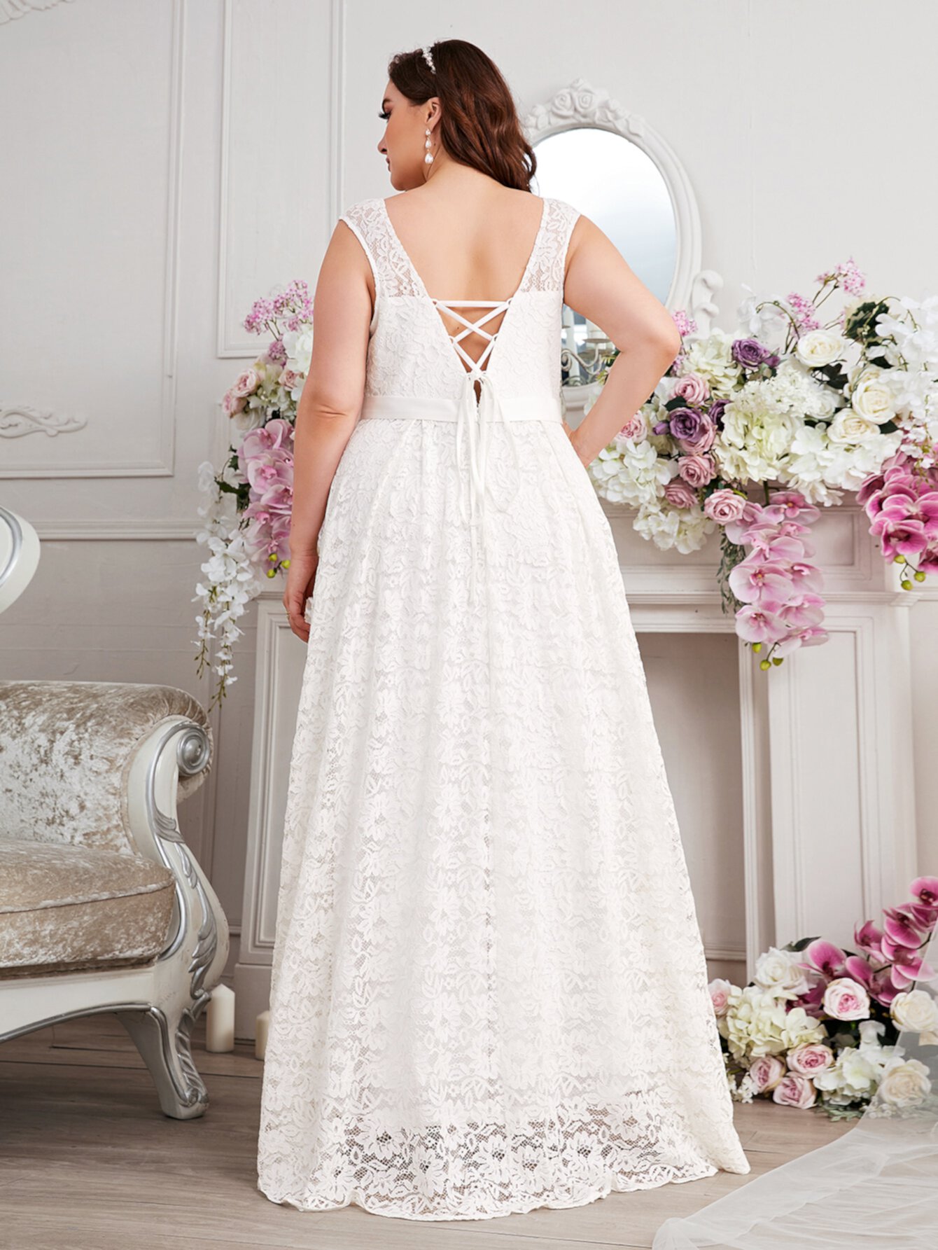 размера плюс Свадебное платье перекрёстный с узлом сзади кружевной SHEIN