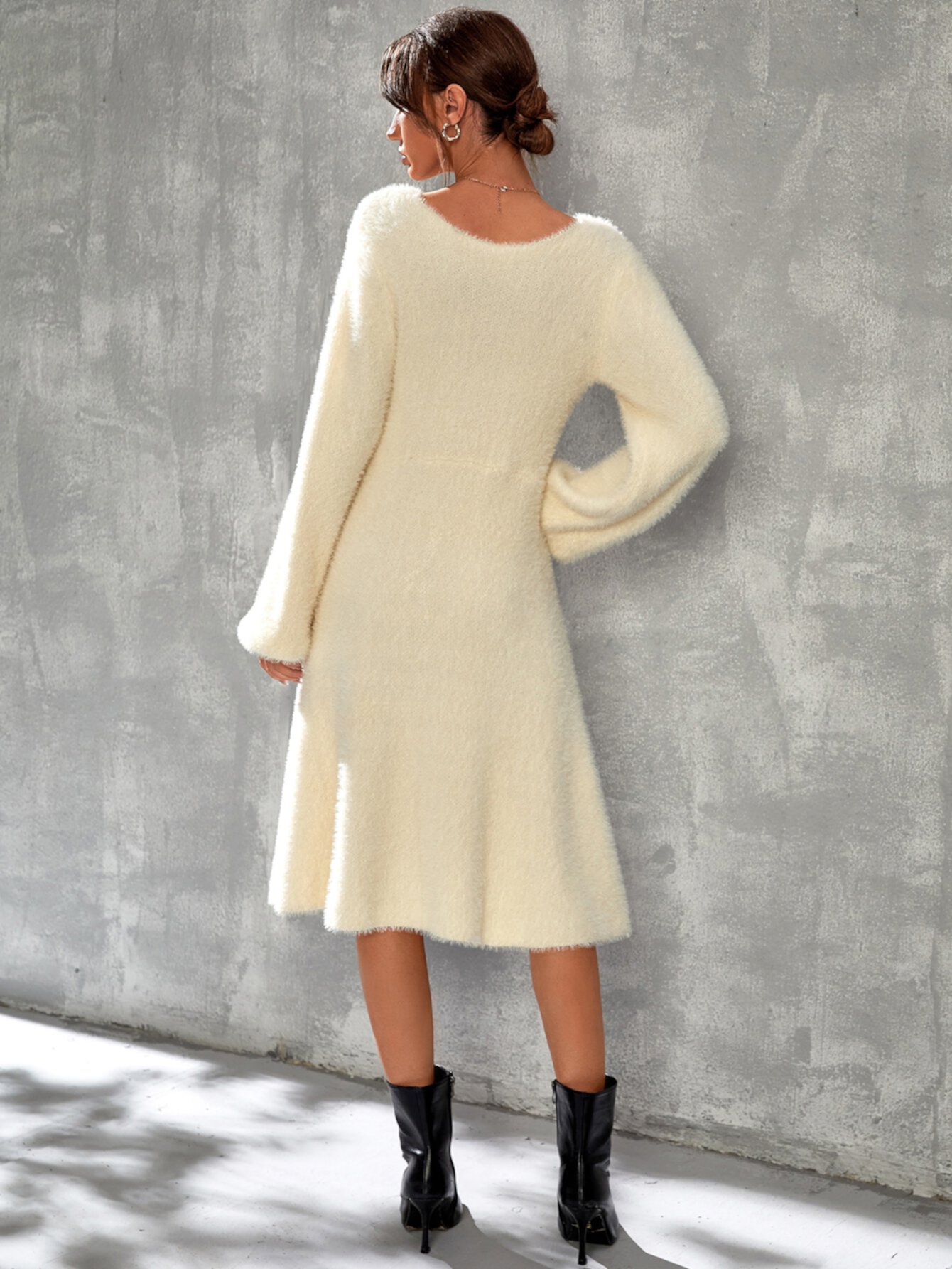 Платье-свитер плюшевый вязаный с рукавами-фонариками SHEIN