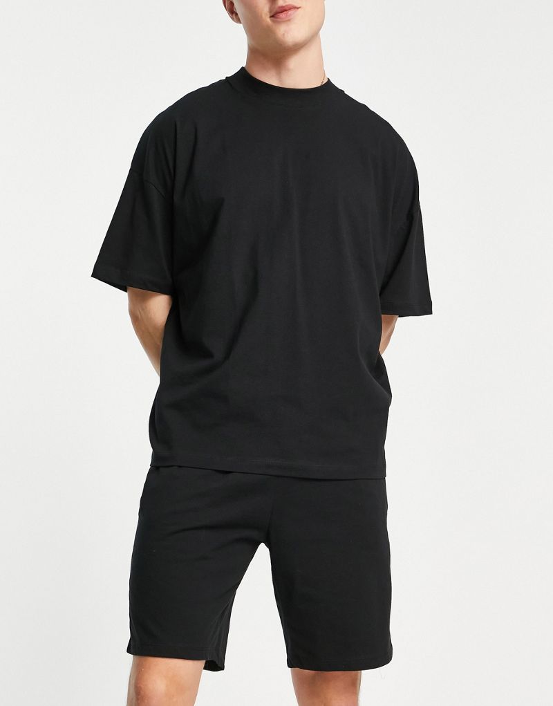 Черный пижамный комплект из футболки и шорт оверсайз ASOS DESIGN ASOS DESIGN