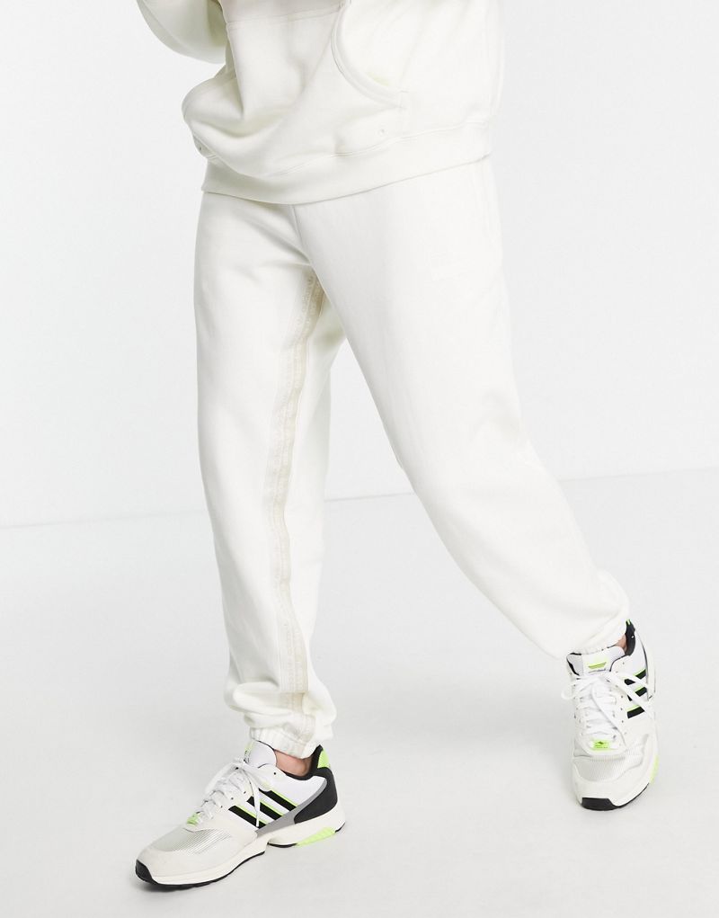 Adidas штаны White