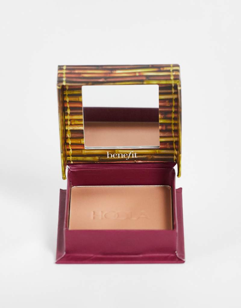 Benefit Cosmetics Hoola Matte Bronzer  Benefit