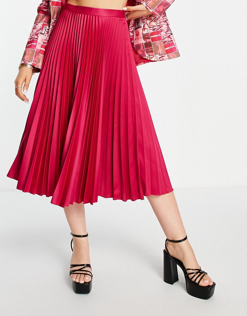 Плиссированная юбка миди ягодного цвета Closet London Closet London