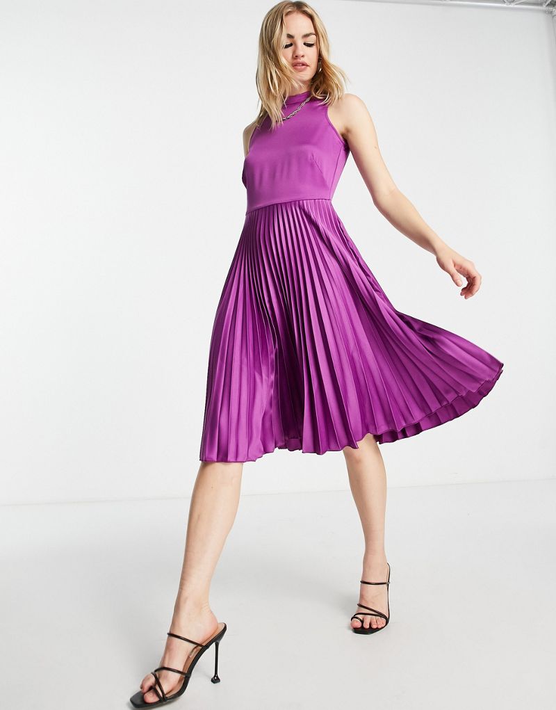 Пурпурное плиссированное платье миди с высоким воротником и плиссировкой Closet London Closet London