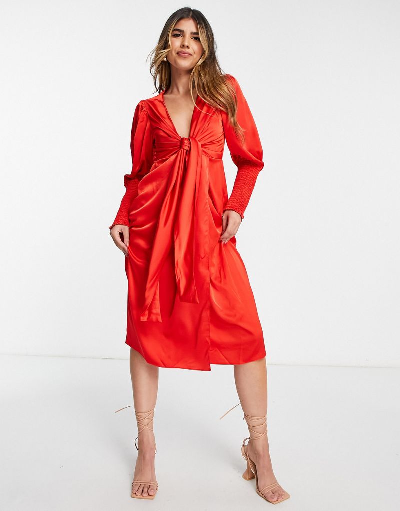 Эксклюзивное красное платье миди с глубоким вырезом и завязками спереди Collective the Label Collective The Label