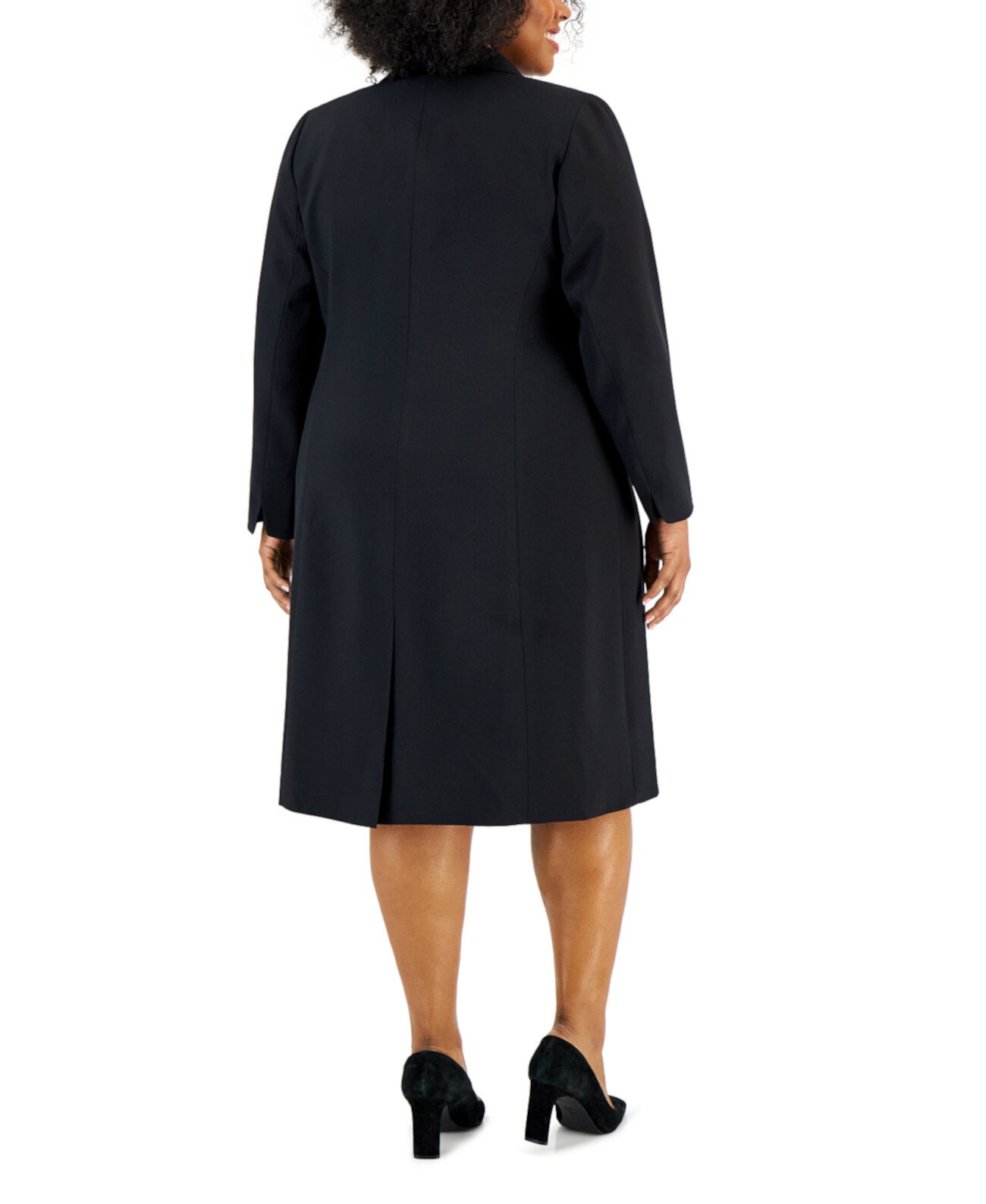 Пиджак больших размеров и платье-футляр Le Suit