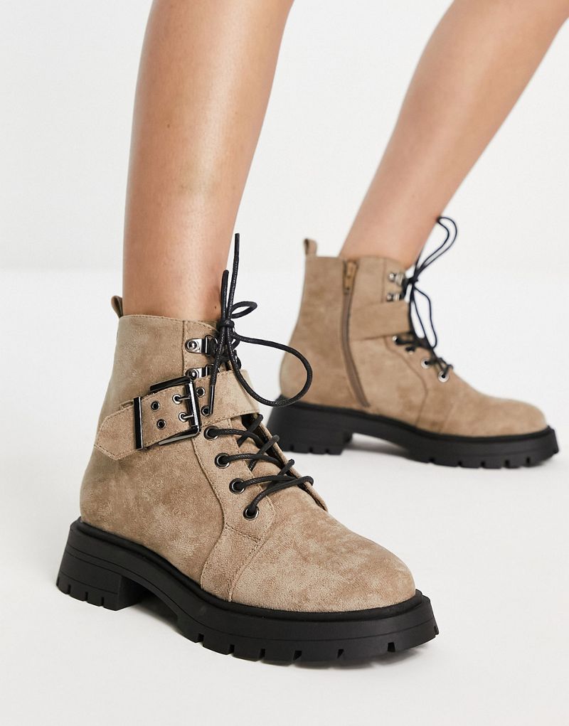 Серо-коричневые походные ботинки на шнуровке ASOS DESIGN April ASOS DESIGN