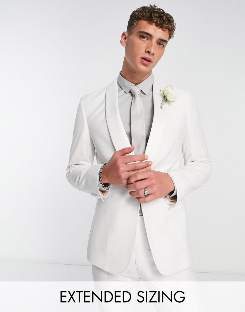 When It Comes To Romantic Surprises, These Grooms Take The Cake Casual groom att