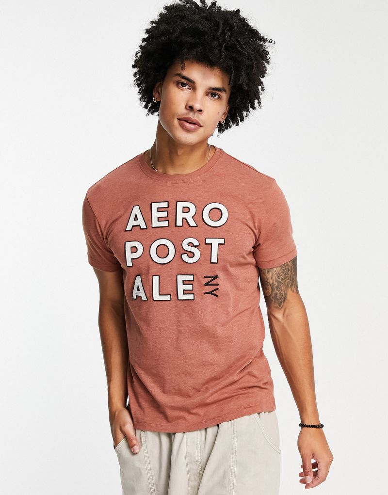 Коричневая футболка с крупным логотипом Aeropostale AEROPOSTALE