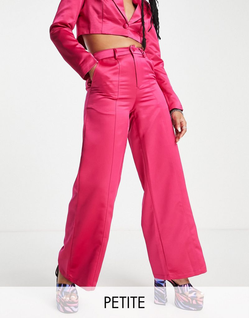 Суперширокие брюки Extro & Vert Petite из ярко-розового атласа — часть комплекта Extro & Vert
