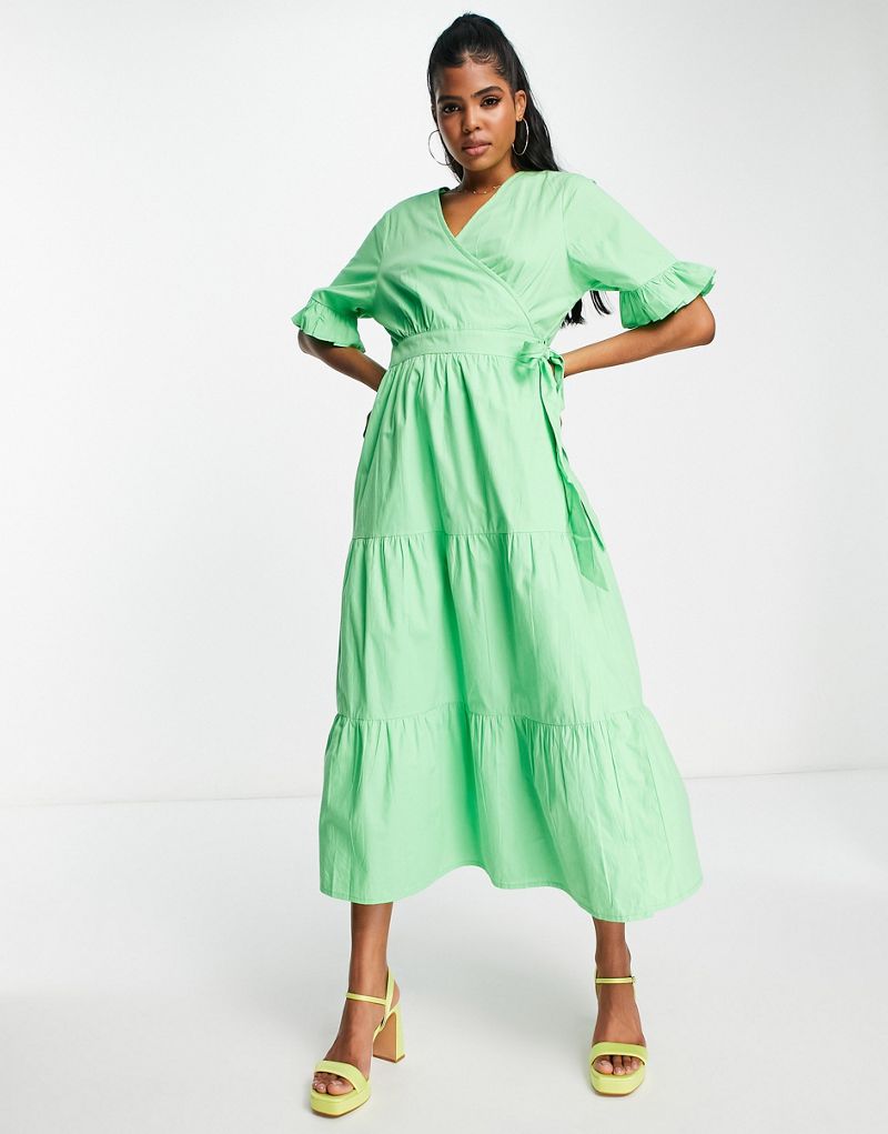 Эксклюзивное зеленое ярусное платье миди с запахом In The Style x Jac Jossa In The Style