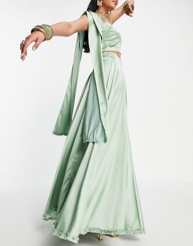 Зеленая расклешенная юбка с оборками и шарф дупатта Kanya London Bridesmaid Lehenga Kanya London