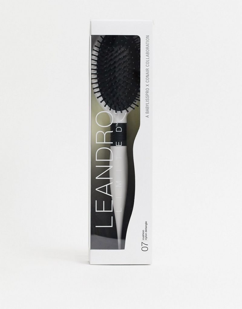 Нейлоновая расческа-лопатка Leandro Limited для расчесывания волос Leandro