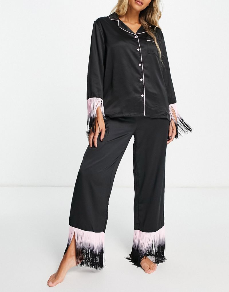 Длинная пижама на пуговицах с бахромой Loungeable в черно-розовом цвете Loungeable