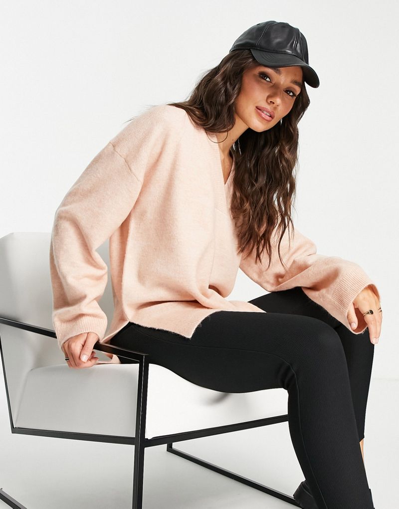 Светло-розовый уютный свитер с глубоким v-образным вырезом M Lounge M Lounge