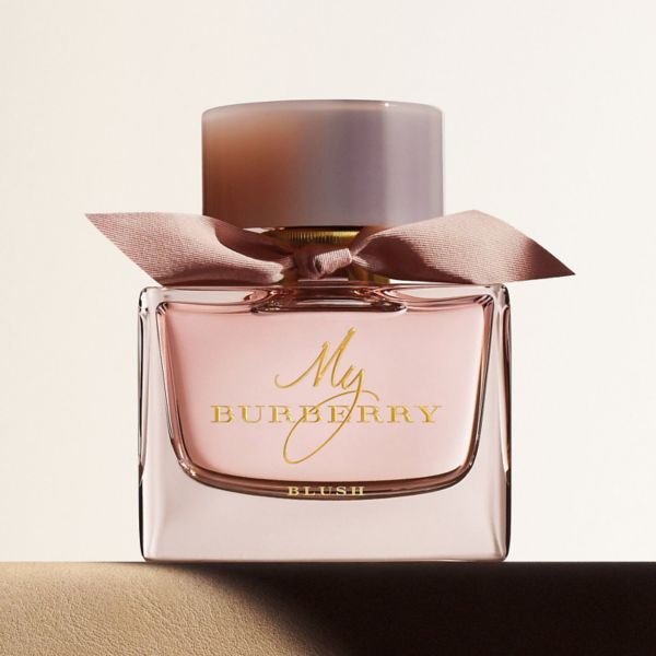 Туалетная вода My Burberry Blush, 50 мл, цветочный аромат с нотами граната, розы и жасмина Burberry