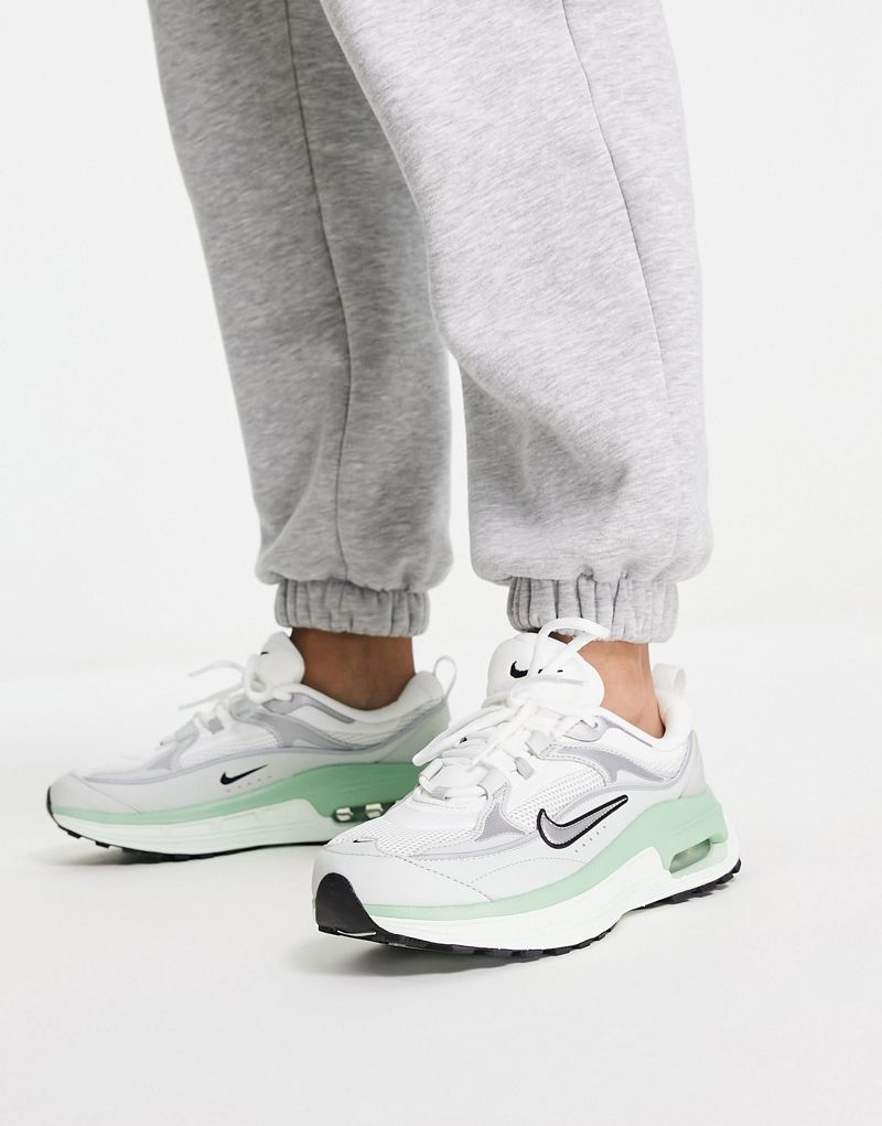  Женские кроссовки для повседневной жизни Nike Air Max Bliss в белом и серебряном цвете Nike