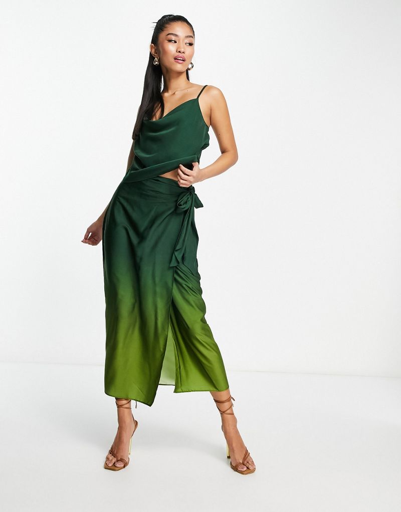 Сатиновая юбка миди Style Cheat зеленого цвета с эффектом омбре - часть комплекта Style Cheat