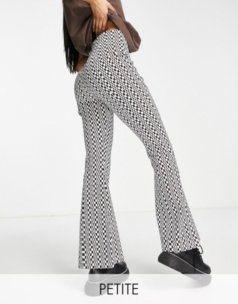 Бенгалиновые расклешенные брюки Topshop Petite с завышенной талией и разрезами по бокам в шахматном принте Topshop Petite