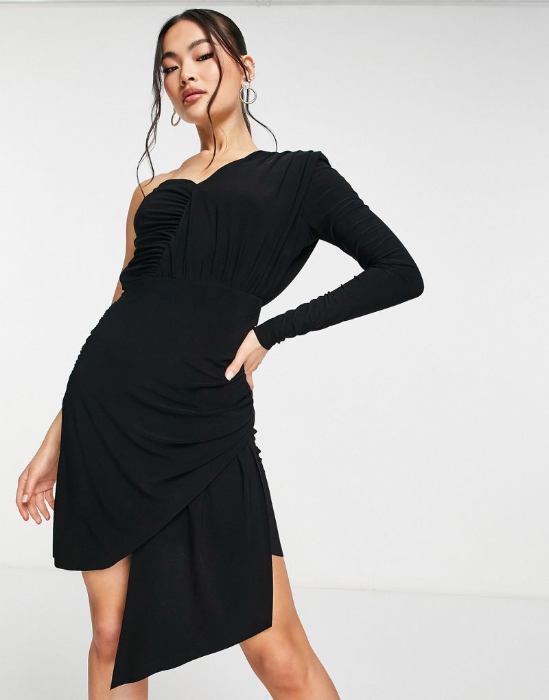 Черное платье мини с одним рукавом и драпировкой Trendyol TRENDYOL